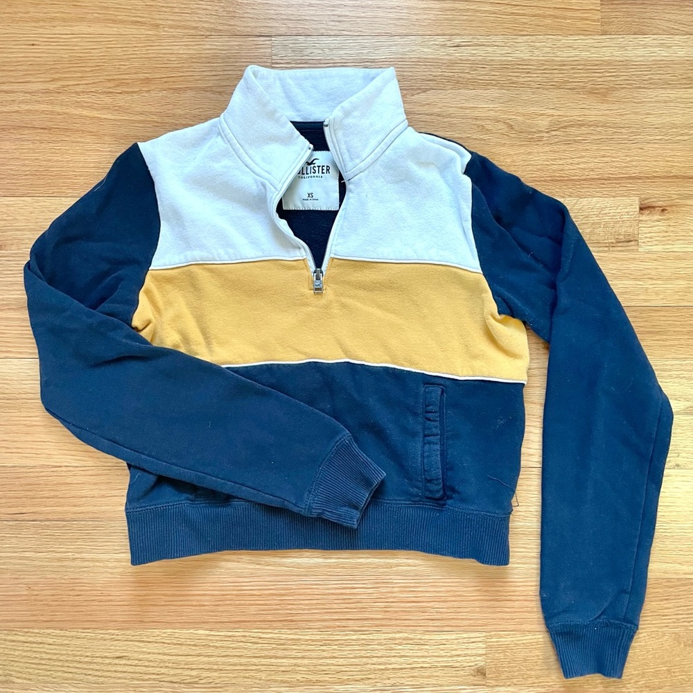 Hollister cropped zip up - navy, yellow, and white